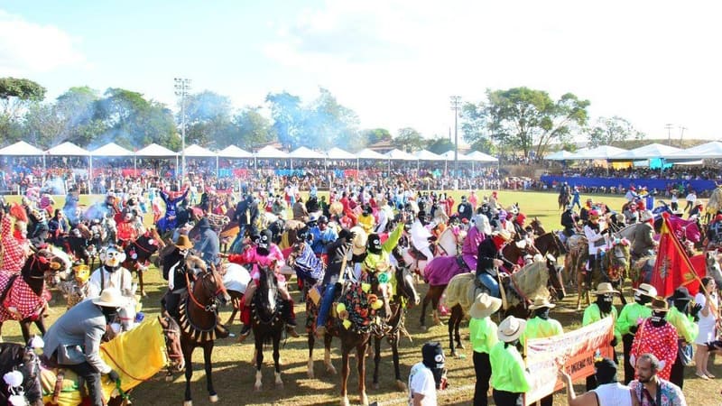 Cavalhadas de Pirenópolis serão realizadas no Módulo Esportivo, na GO-338