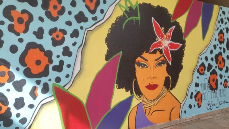 Elza Soares é a homenageada no novo mural do Centro Cultural Cora Coralina | Foto: Secult Goiás