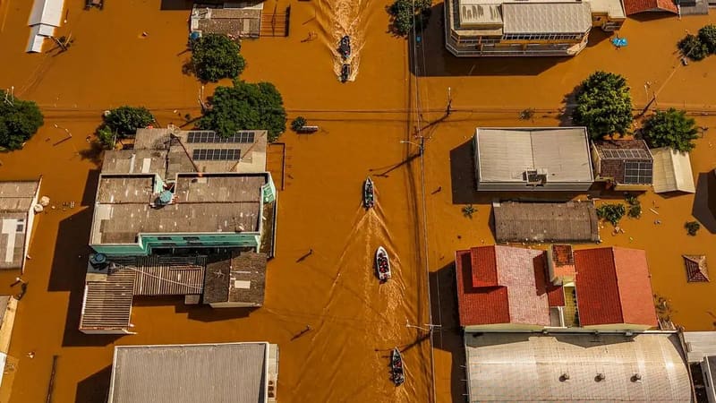 Cidade do Rio Grande do Sul sofre com enchente | Foto: Amanda Perobelli/Reuters/Agência Brasil