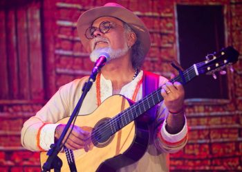 Pádua recebe TomChris no encerramento do Luau da Liberdade 2024