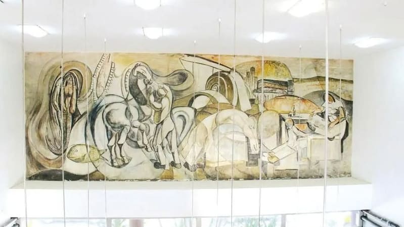 Painel de Frei Confaloni no antigo prédio da Celg. Afresco foi pintado em 1961, logo após a construção do edifício | Foto: Secult Goiás