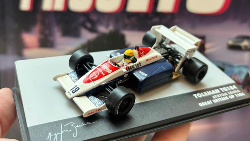 Colecionadores se reúnem para exposição, venda e troca de miniaturas
