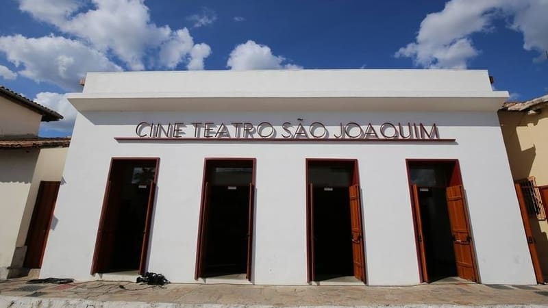 Cine Teatro São Joaquim abre programação de cinema com 4 filmes