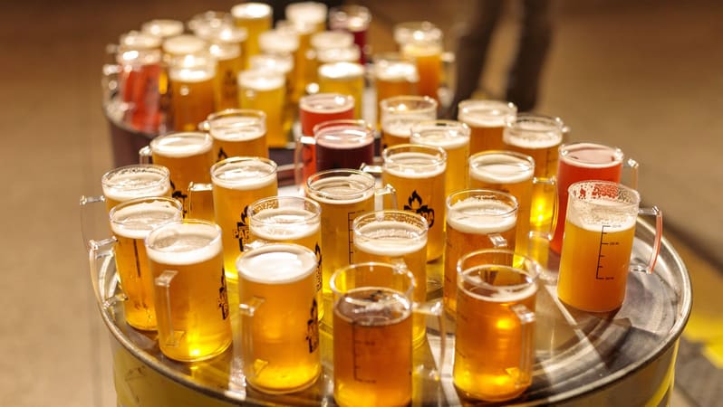 Festival Parada Beer terá 25 rótulos de cervejas artesanais e atrações musicais