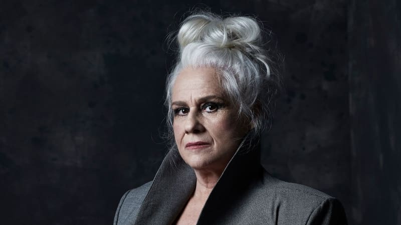 Sesc Goiás apresenta espetáculo Ficções com Vera Holtz no Teatro Goiânia