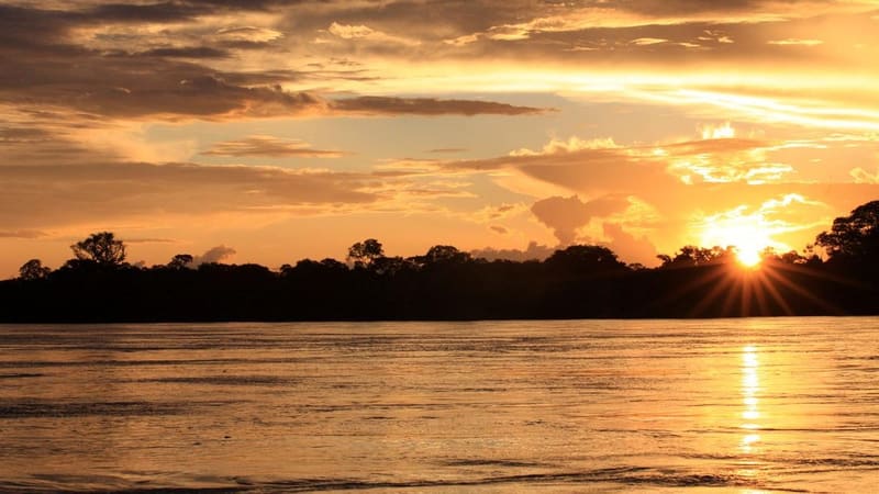 Objetivo é compreender o perfil do turista que acampa nas praias e de quem se hospeda em Luiz Alves e Aruanã | Foto: Goiás Turismo