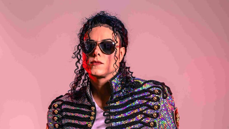 Rodrigo Teaser se apresenta em Goiânia com tributo a Michael Jackson