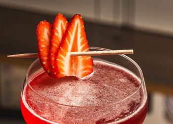 Mocktail Movement: bares e restaurantes de Goiânia criam drinks feitos sem álcool