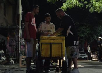 Passageiro do Brasil, filme sobre as dificuldades de um pai para garantir o sustento do filho, estreia no Cine Cultura