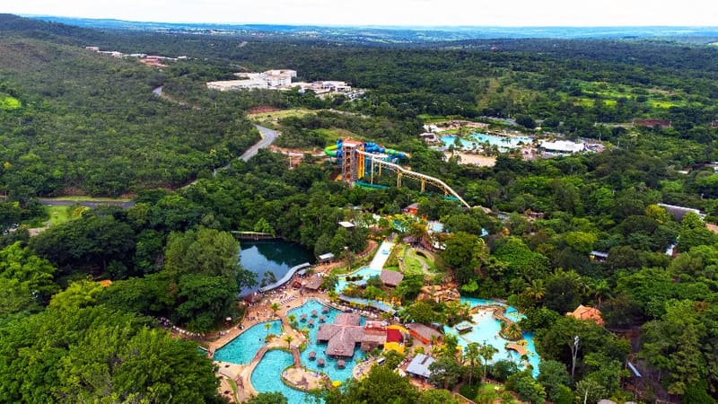 Imagem aérea do Hot Park, no Rio Quente Resorts | Foto: Divulgação/Aviva