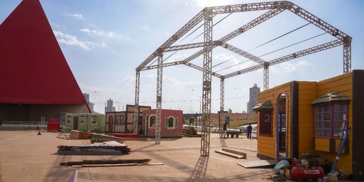 Montagem do Natal do Bem 2025 é iniciada em Goiânia