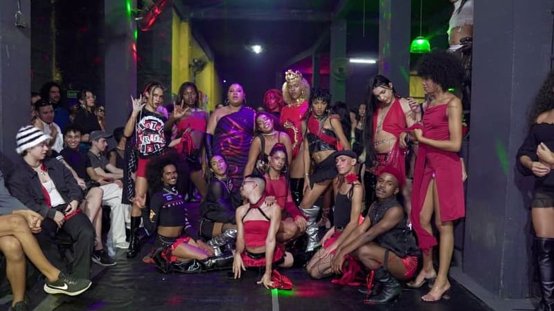Cia Sala 3 promove baile temático “MidnightBall, uma noite de crime”