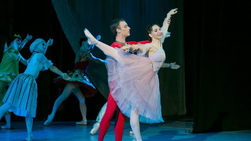 Ballet Clássico De São Petersburgo apresenta  “O Quebra-Nozes" em Goiânia