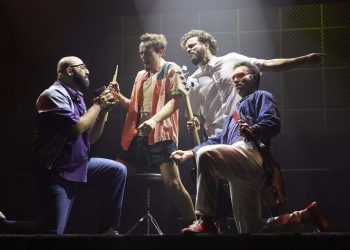 Musical que celebra 40 anos dos Paralamas do Sucesso chega a Goiânia