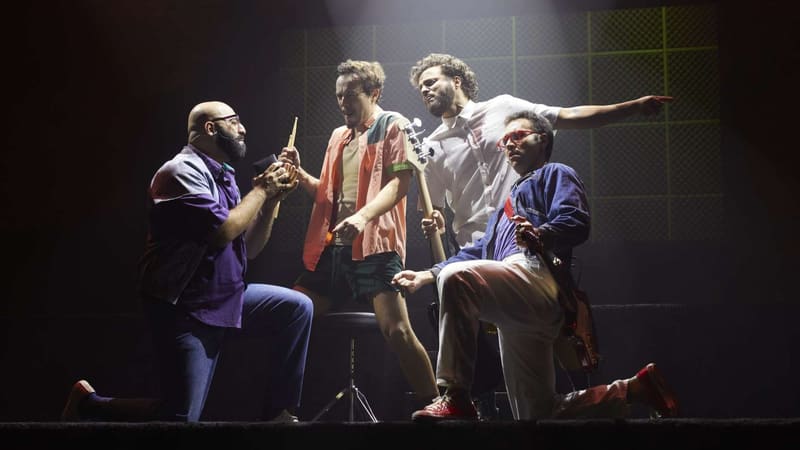 Musical que celebra 40 anos dos Paralamas do Sucesso chega a Goiânia