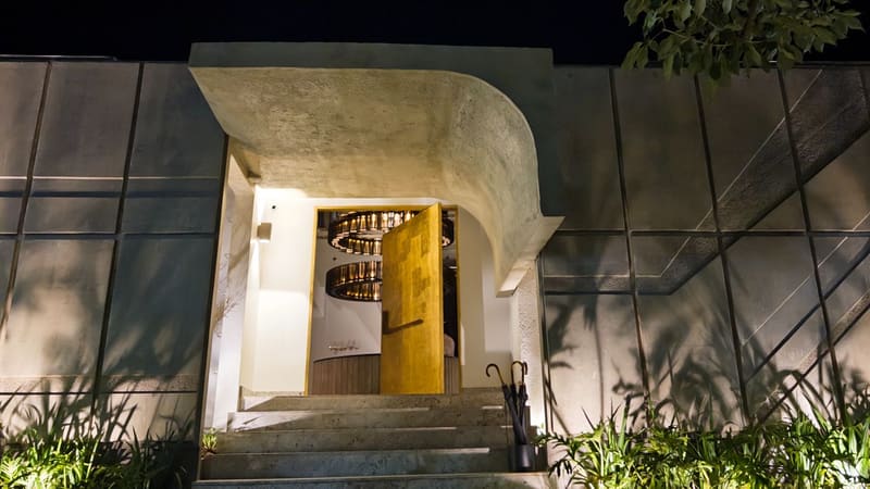 Íz Restaurante, do chef goiano Ian Baiocchi, reabre em Goiânia com novo conceito