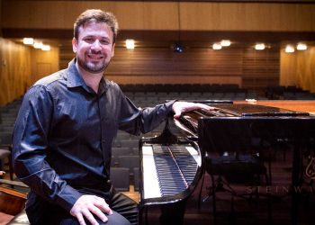 CCUFG recebe concerto de Cristian Budu