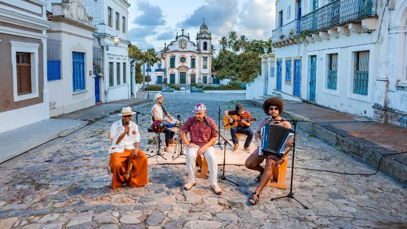 João Gomes, Mestrinho e Jota.Pê trazem projeto “Dominguinho” para Goiânia em 2026