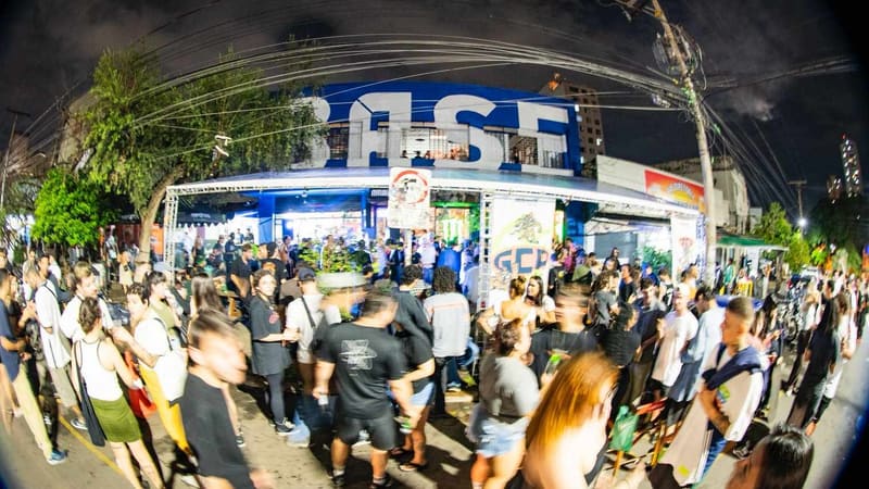 Fumaça Bourbon: 1ª edição reúne churrasco e música em Goiânia