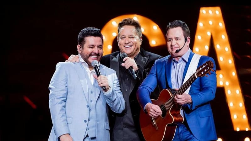 Leonardo e Bruno & Marrone se apresentam em Goiânia com a turnê Cabaré - O Último Encontro