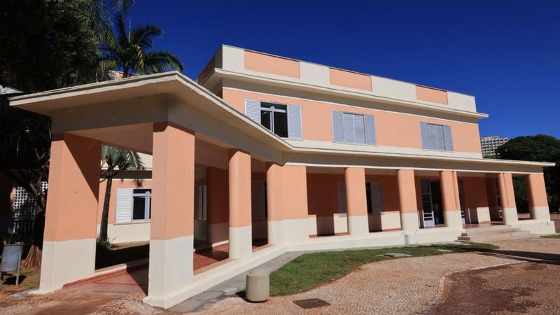 Praça Cívica: Restauração dos prédios históricos é concluída
