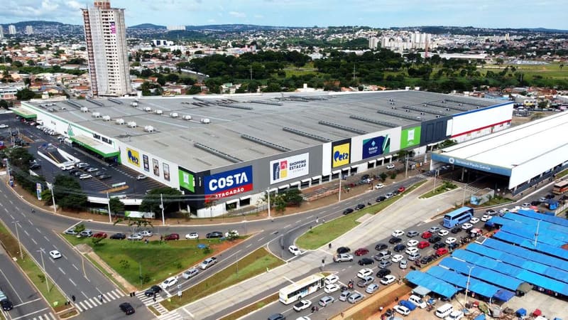 Vista aérea do Shopping Estação Goiânia, que recebe exposição | Foto: Divulgação