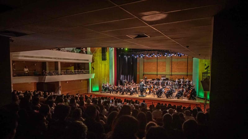 Orquestra Filarmônica de Goiás recebe o maestro romeno Cristian Lupes
