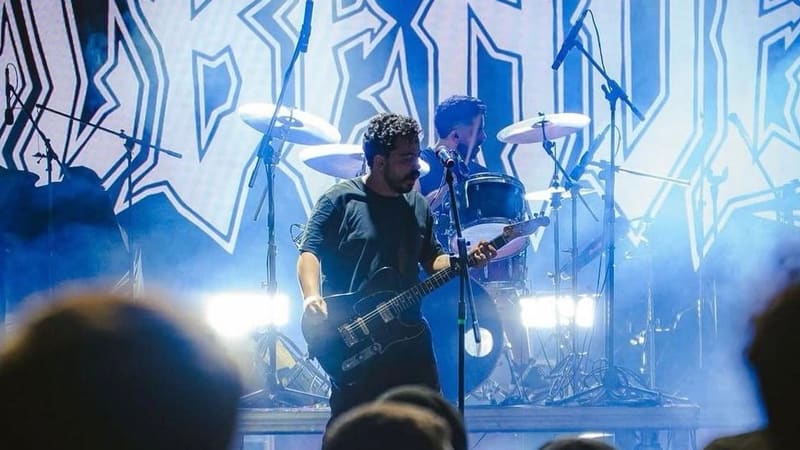 Hellbenders é uma das atrações da noite de inauguração | Foto: Reprodução Instagram/@asfotodolukinha