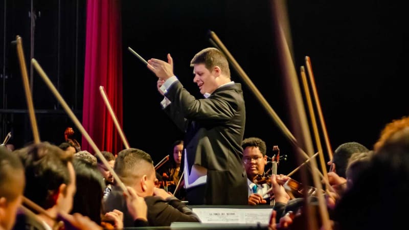 A Sinfônica UFG é formada por 142 integrantes, sendo 76 instrumentistas, 48 cantores e 18 auxiliares, todos eles estudantes, professores, egressos ou convidados | Foto: UFG