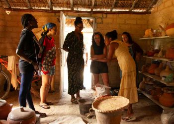 Ateliê aberto destaca intercâmbio internacional entre Sertão Negro e Residência Artística Hangar