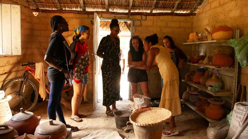 Ateliê aberto destaca intercâmbio internacional entre Sertão Negro e Residência Artística Hangar