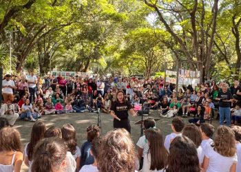 Arte no Bosque reúne exposições e apresentações culturais no Bosque dos Buritis