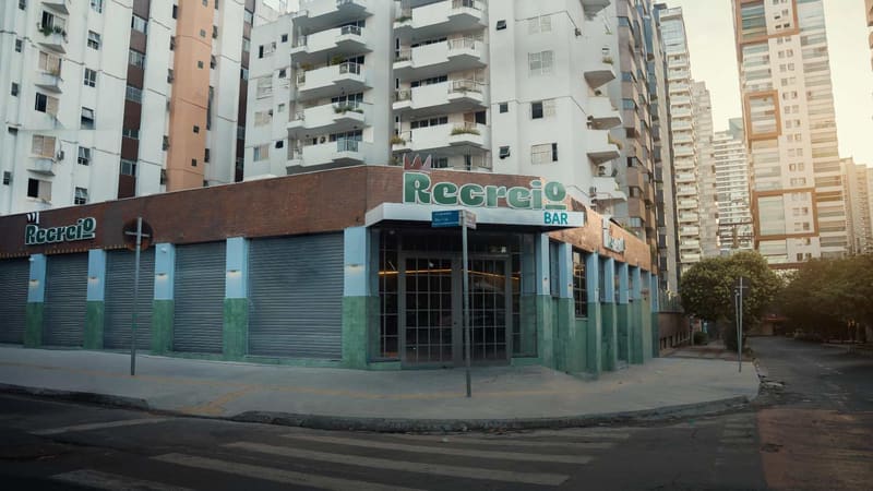 Goiânia ganha bar inspirado na cultura dos anos 80 e 90