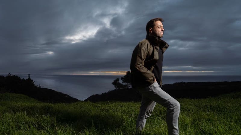 O cantor apresenta o show da turnê “Oração ao Tempo”, às 20h, no Cine Teatro São Joaquim, em evento gratuito promovido pela Rádio Nova Fogaréu e pelo Sesc Goiás | Foto: Divulgação