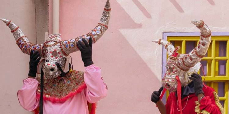 Museu da Imagem e do Som inaugura exposição fotográfica sobre festas tradicionais de Goiás