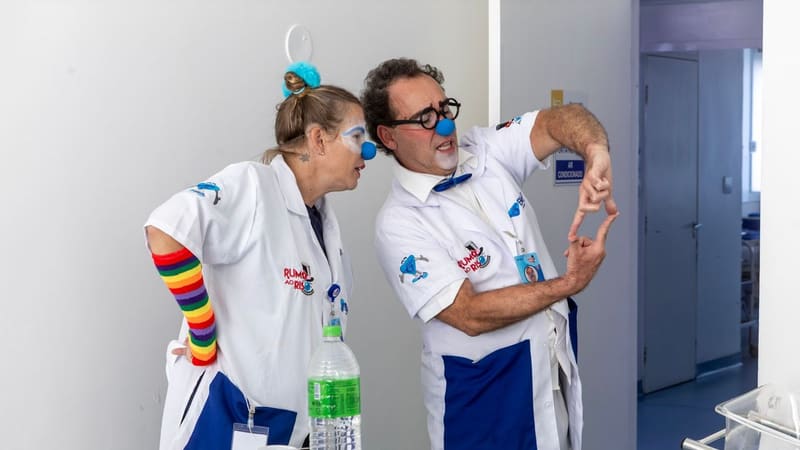 Projeto Rumo ao Riso chega a hospitais de Goiânia