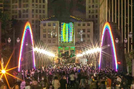 Festa da Luz 2026 ocupa o Centro de Belo Horizonte com programação gratuita de arte e luz