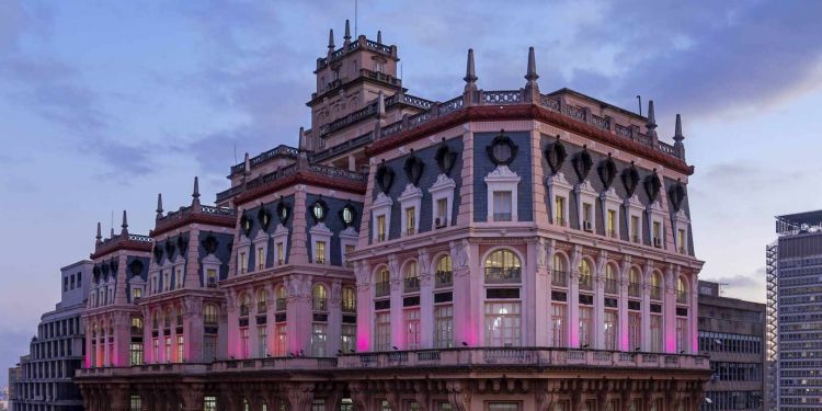 Edifício Martinelli reabre visitas guiadas gratuitas ao terraço em São Paulo