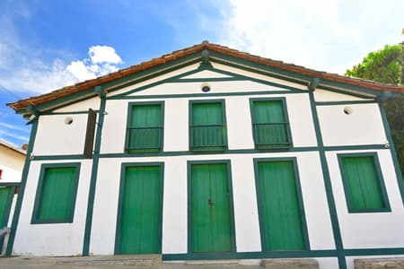 Theatro Sebastião Pompeu de Pina, em Pirenópolis, recebe ampla programação em agosto