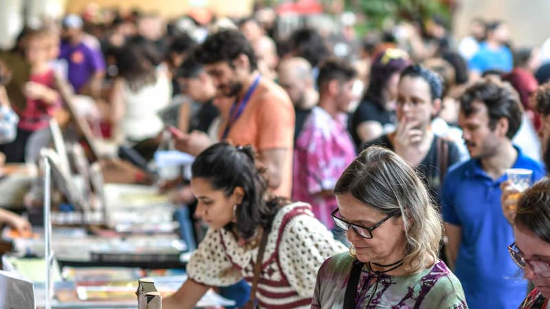 Feira e-cêntricazinha reúne 50 expositores no Centro Cultural Octo Marques