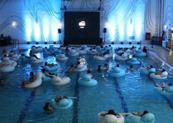 PisCine: Sesc Vila Mariana terá cinema na piscina com sessões gratuitas em setembro