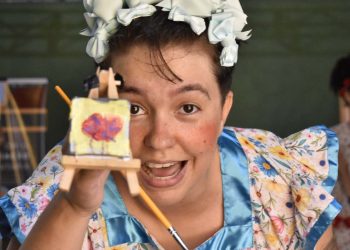 Instituto Justina leva teatro e oficinas a escolas públicas de Aparecida de Goiânia