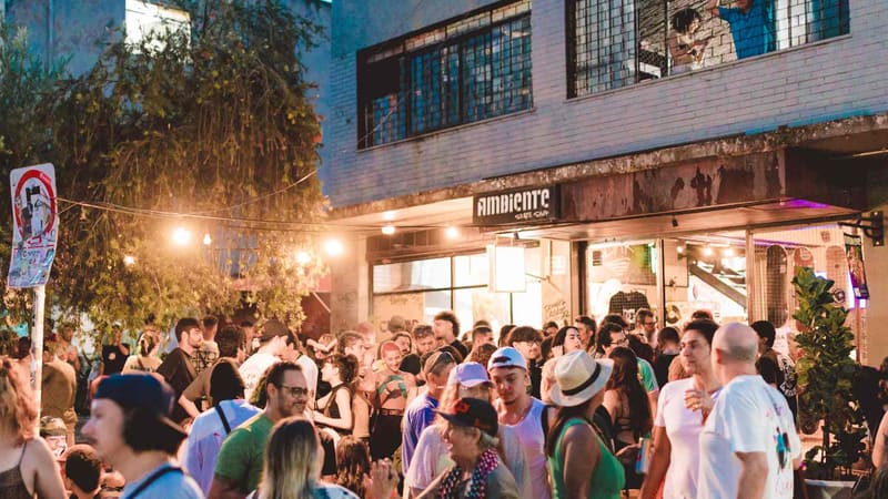 Centrão: 19ª edição reúne feira de discos e discotecagem no Beco da Codorna