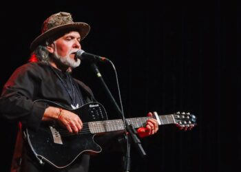 Luau da Liberdade reúne grandes nomes da música goiana, no Setor Jaó