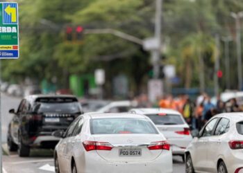 Goiânia implanta 1ª esquerda livre e estuda ampliar modelo