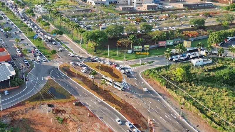Rotatória do Hugol passa por mudanças para melhorar trânsito na Região Noroeste de Goiânia