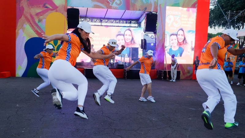 Dançarinos se apresentam durante Festival Viva Goiânia | Foto: Secom Goiânia