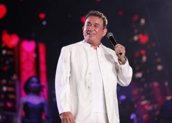 Amado Batista faz show gratuito na Região Noroeste nesta sexta (23/10)