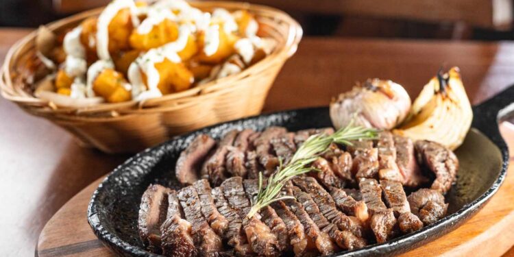 Festival Bar em Bar reúne mais de 40 bares em Goiânia com petiscos de R$ 40 a R$ 80
