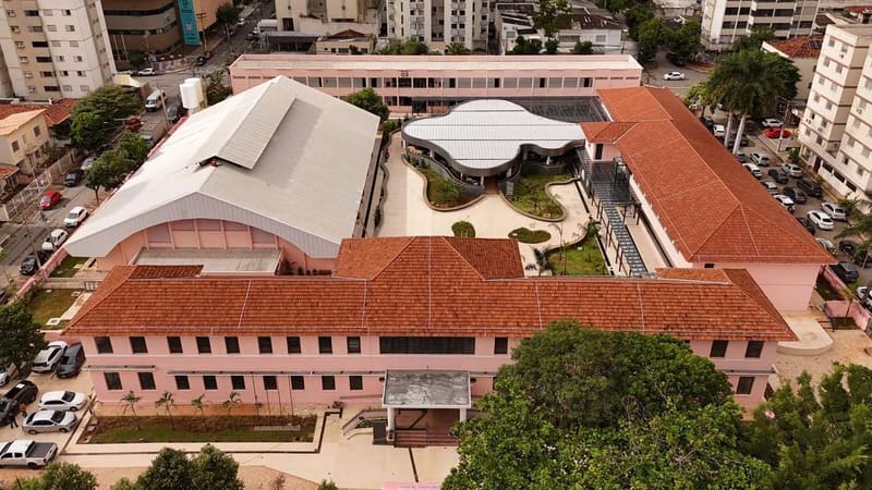 Imagem aérea do Lyceu de Goiânia, no Centro da capital | Foto: Divulgação